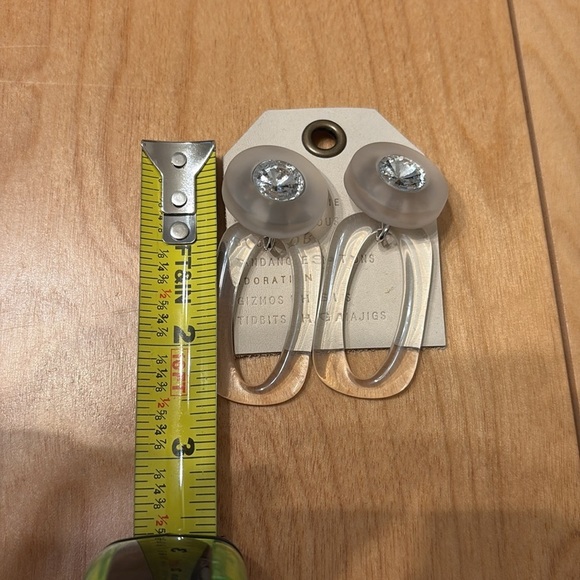NWT Anthropologie lucite earrings. - Picture 5 of 5